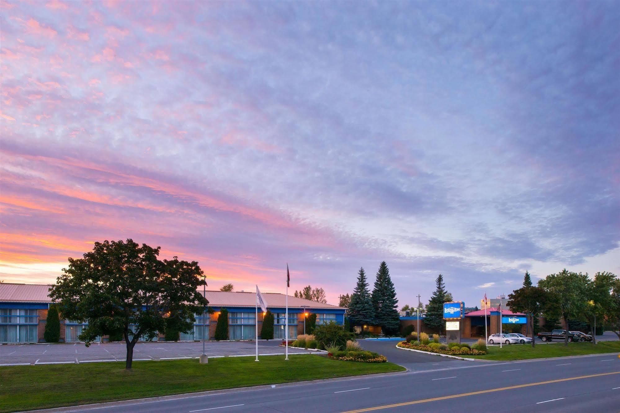 Days Inn By Wyndham Sudbury & Conference Centre Kültér fotó