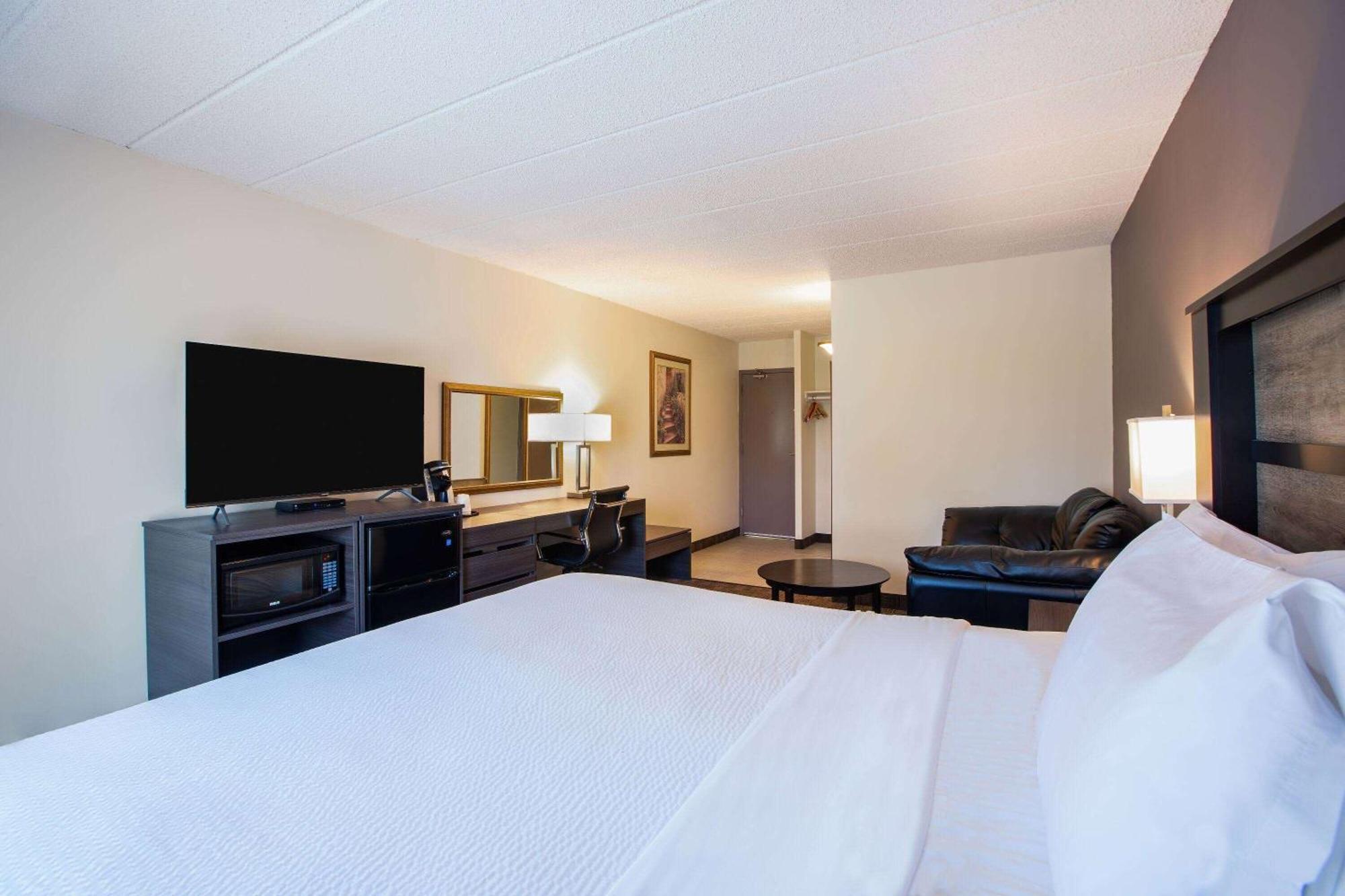 Days Inn By Wyndham Sudbury & Conference Centre Kültér fotó
